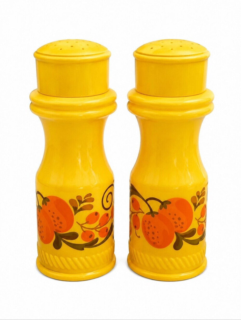 Vintage AVON Yellow and Orange Pennsylvania Dutch Glass Salt and Pepper Shakers